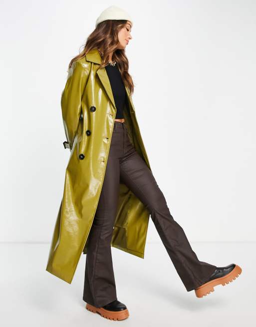 NA-KD – Olivgrön trenchcoat i vinyl