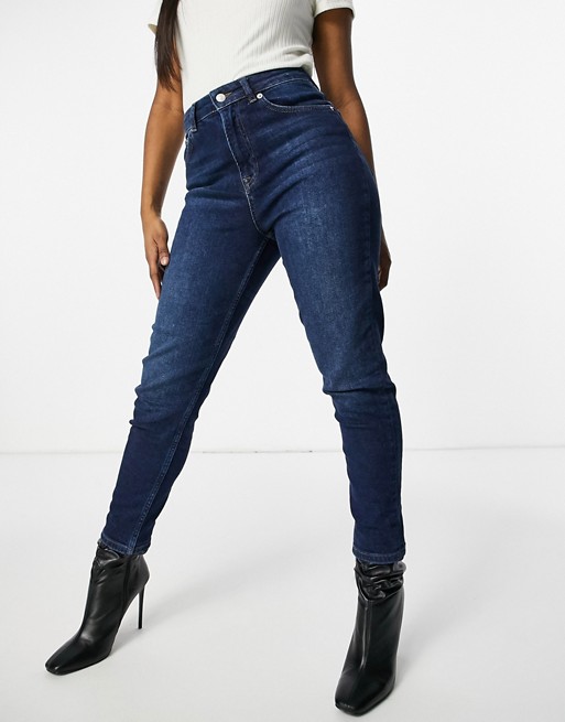 NA-KD cotton mom jeans in dark blue - MBLUE