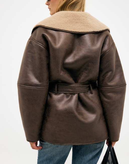 NA-KD Oversized belted bonded jacket in brown, 3 of 5