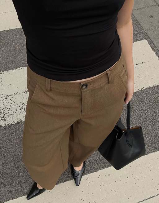NA-KD pantalon barrel relaxed marron foncé, 4 de 5