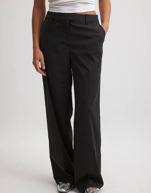 NA-KD - Pantalon de tailleur avec poches à rabat - Gris foncé, 2 de 5