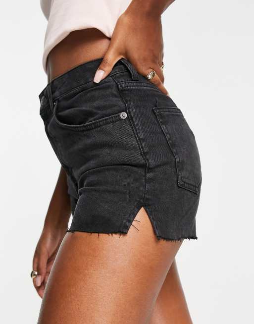 Pantaloncini neri clearance di jeans