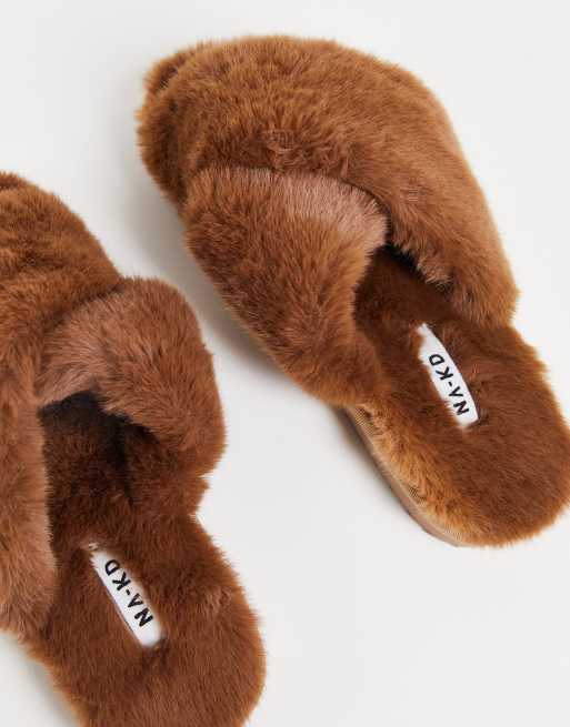 Pantofole on sale con peluche