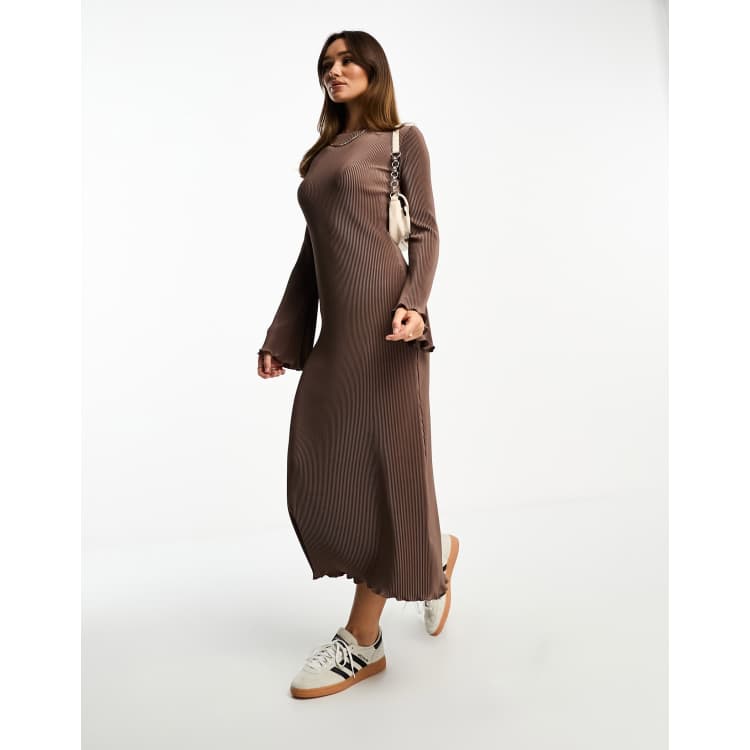 NA-KD pleated midi dress in brown | ASOS