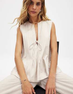 Plissiertes, kastiges Oberteil aus Leinenmix in Beige-Neutral Neutral 42