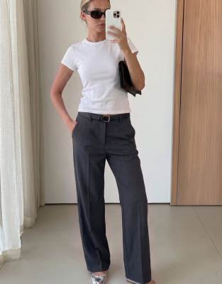 Suit 2