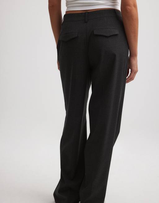 NA-KD Pocket flap detail suit trouser in dark grey, 3 of 5