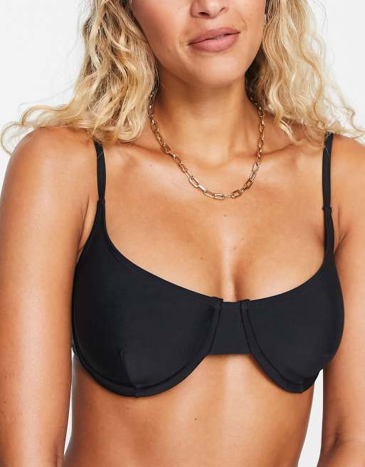 NA-KD – POP – Bikinioberteil in Schwarz mit integrierten Körbchen