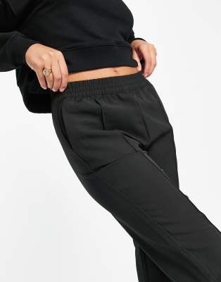 NA-KD - Pull-on broek in zwart | ASOS