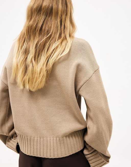 NA-KD Pullover mit umgeschlagenen Ärmeln in sanftem Beige, 2 von 5