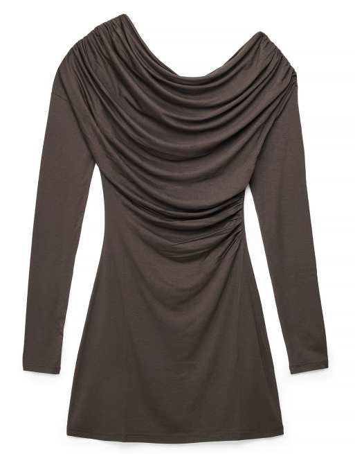 NA-KD robe courte drapée à manches longues marron, 5 de 5