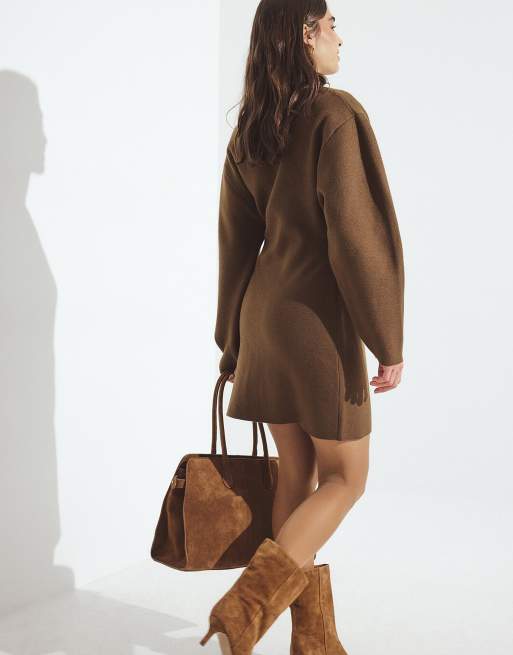 NA-KD robe courte sculpturale en maille marron, 2 de 5