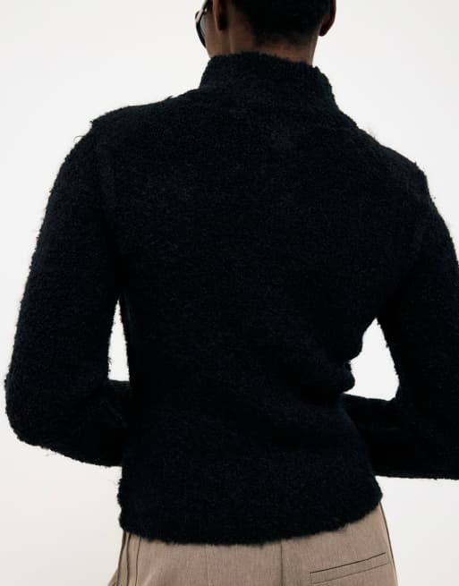 NA-KD Rollkragen-Bouclé-Strickcardigan in Schwarz, 2 von 3