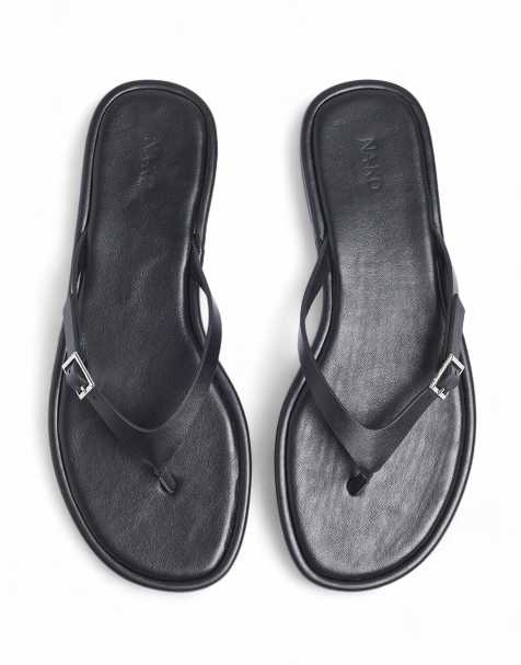 NA-KD Sandalen mit Schnallendetail in Schwarz - view 1