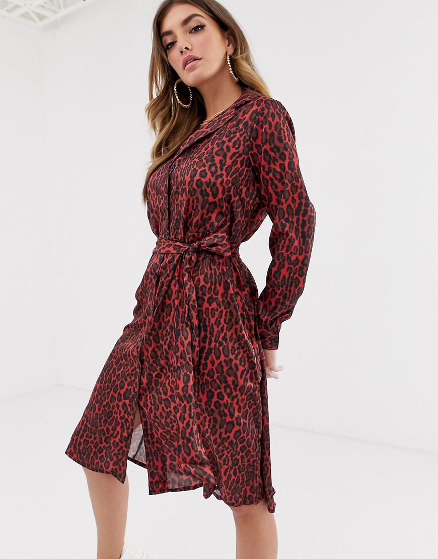 NA-KD - Satijnen jurk met luipaardprint-Rood