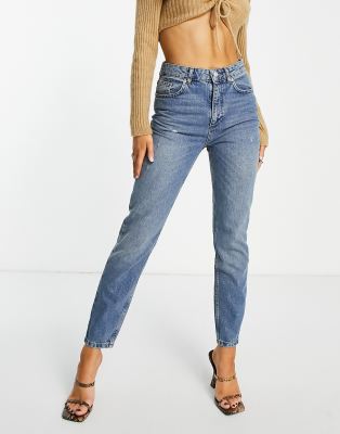 NA-KD - Schmale Denim-Jeans mit hoher Taille in Mittelblau