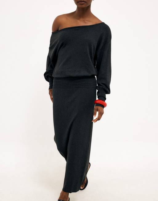 NA-KD Seam detail batwing dress in dark grey, 3 of 3