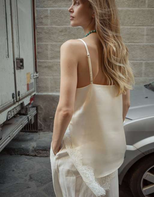 NA-KD Slit detail lace singlet in cream, 2 of 5