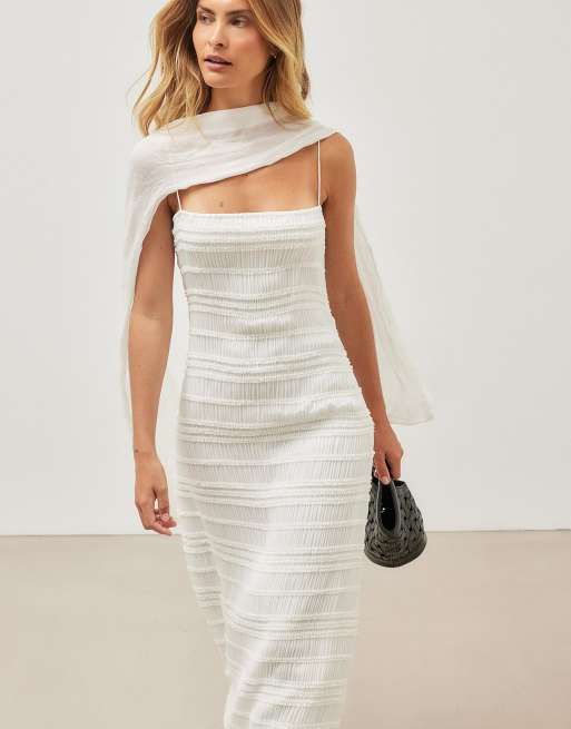 NA-KD Smocked ruffle maxi dress in white, 4 of 5