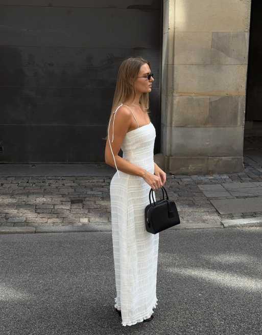 NA-KD Smocked ruffle maxi dress in white, 5 of 5