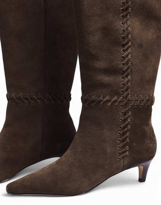NA-KD Stiefel aus Wildleder mit Knotendetail in Dunkelbraun, 4 von 4