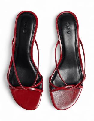  Strappy kitten heels 