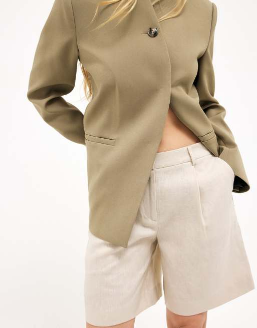 NA-KD Tailored linen shorts in beige, 3 of 5