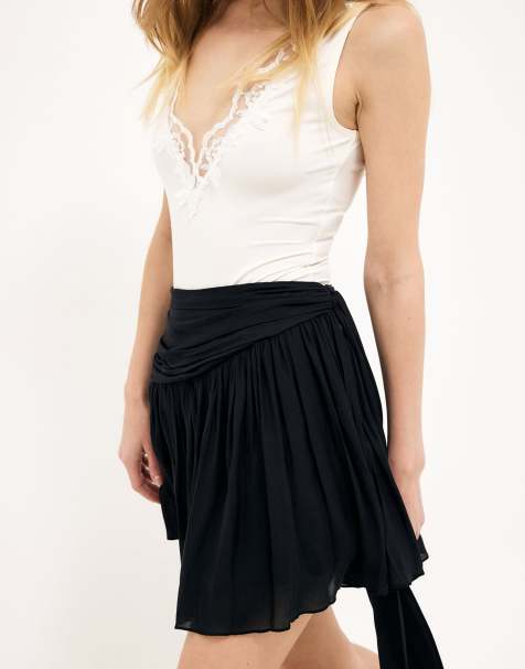 NA-KD Tie knot mini skirt in black - view 1