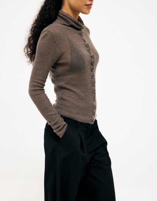 NA-KD top boutonné en maille fine de laine en mauve, 3 de 5
