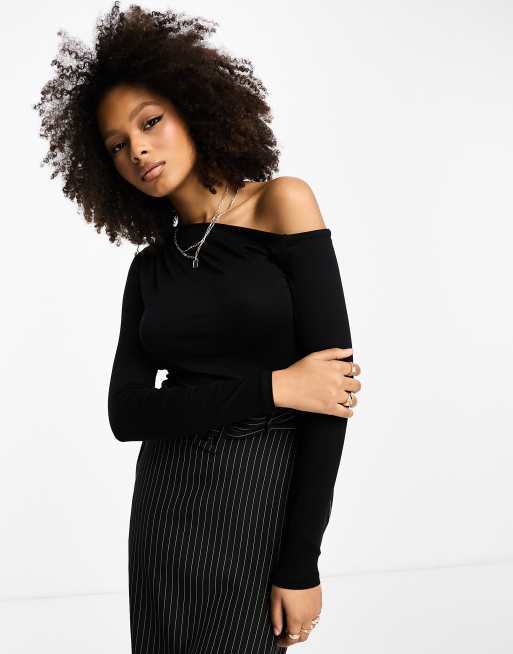 NA-KD - Top met lange mouwen en asymmetrische hals in zwart