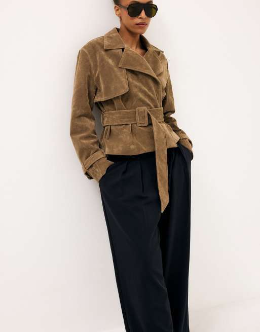 NA-KD trench-coat court en daim synthétique beige, 4 de 4
