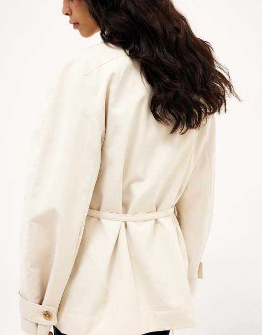 NA-KD Trenchcoat mit hohem Kragen in Beige, 3 von 5