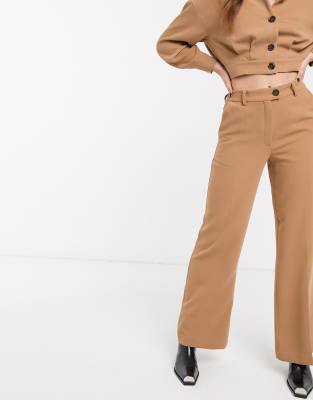 beige wide leg cropped pants