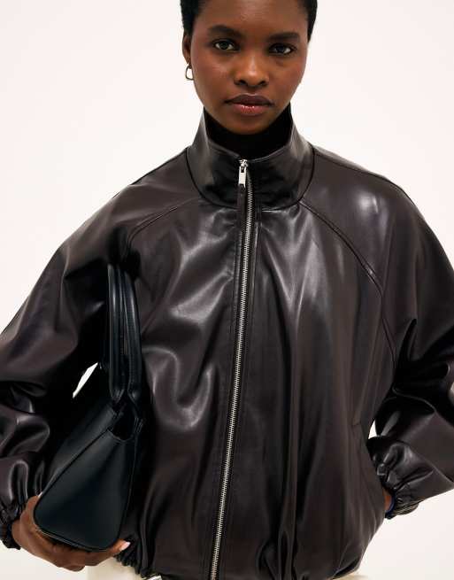 NA-KD veste en imitation cuir marron à cordon de serrage, 2 de 5