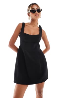 volume mini dress in black