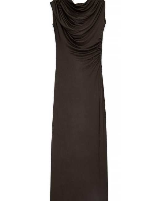 NA-KD – Weiches, drapiertes Maxikleid in Dunkelbraun, 5 von 5