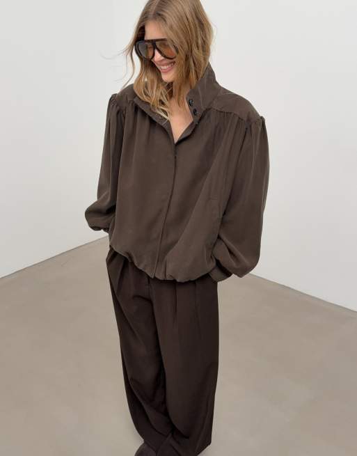NA-KD Wide high waist suit trouser in brown, 5 of 5