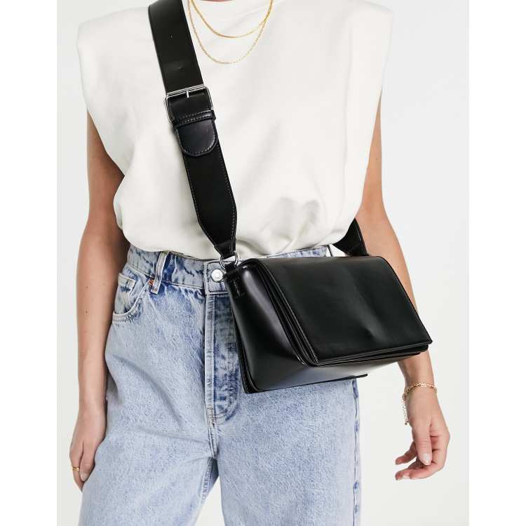 Thick strap best sale cross body bag