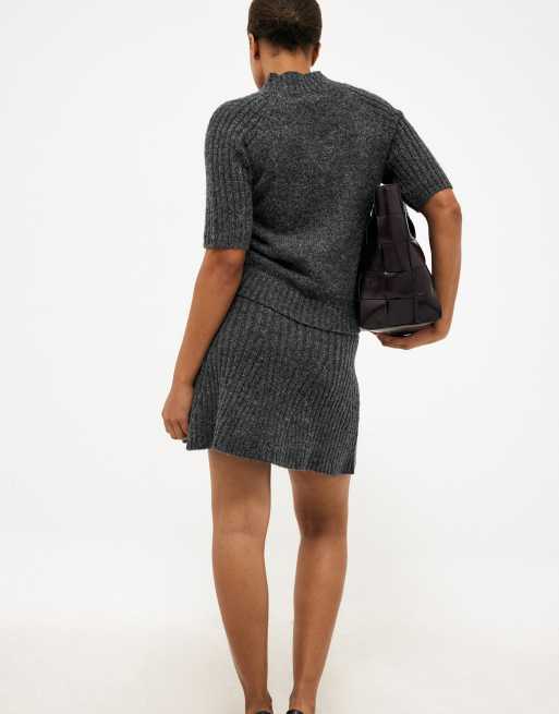 NA-KD Wool blend knitted mini skirt in dark grey melange, 2 of 5