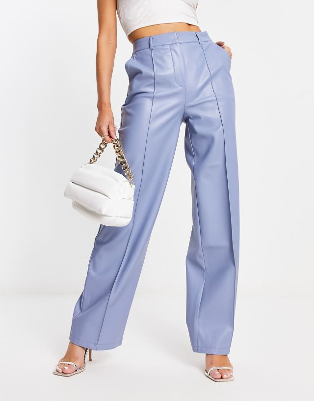 NA-KD - x angelica blick faux leather high waisted trousers in blue