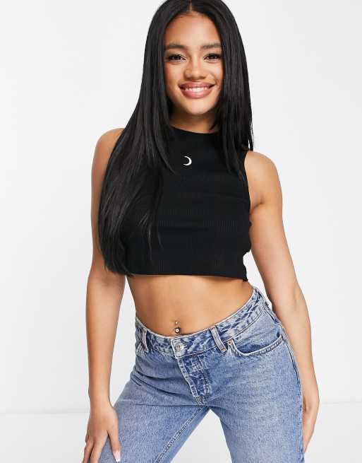 NA-KD X Anna Briand - Crop top avec lune brodée - Noir