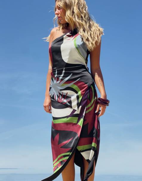 NA-KD x Audrey Afonso Printed mid waist midi skirt in abstract print - view 1