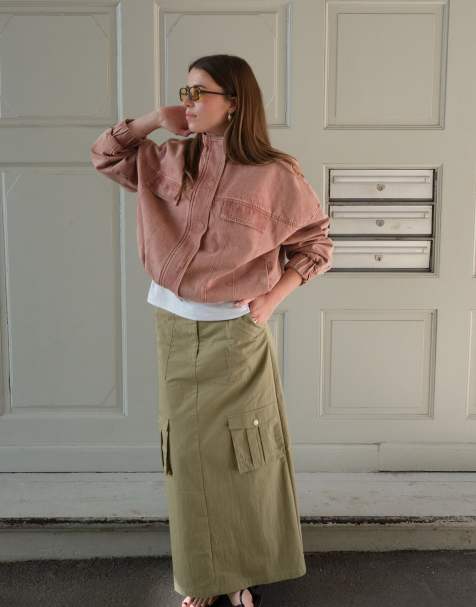 NA-KD x Charlotte Olivia kurze Twill-Jacke in Mauve - view 1