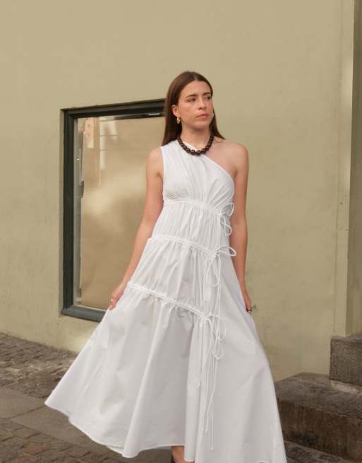 NA-KD x Charlotte Olivia One shoulder cotton maxi dress in offwhite, 3 of 5