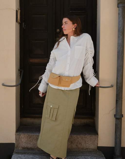 NA-KD x Charlotte Olivia Pocket detail cargo skirt in moss green, 3 of 5