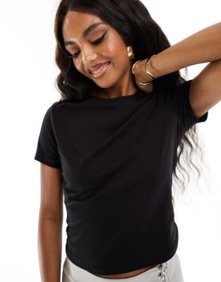 x Chloe Monchamp cropped T-shirt in black