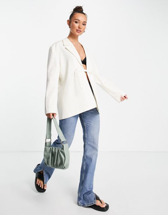 https://images.asos-media.com/products/na-kd-x-elin-warnqvist-strap-detail-blazer-in-off-white/202844110-4?$n_550w$&wid=550&fit=constrain