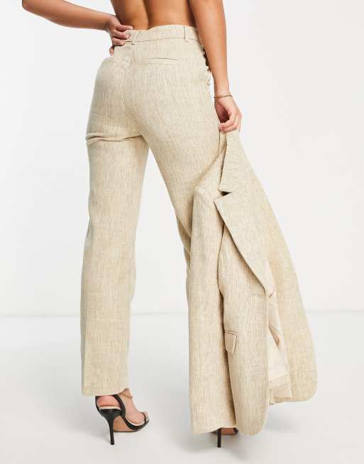 NA-KD X – Femmeblk – Schmal geschnittene Hose in Beige, Kombiteil, 2 von 4