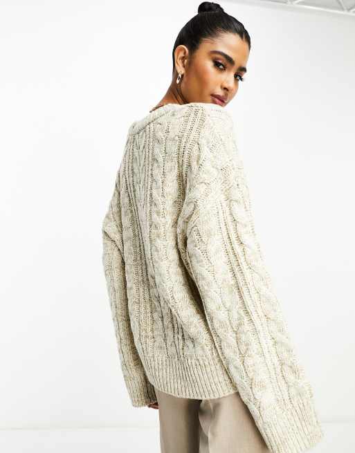NA-KD x Hanna Schonberg – Naturvit kabelstickad tröja i oversize, 4 av 4