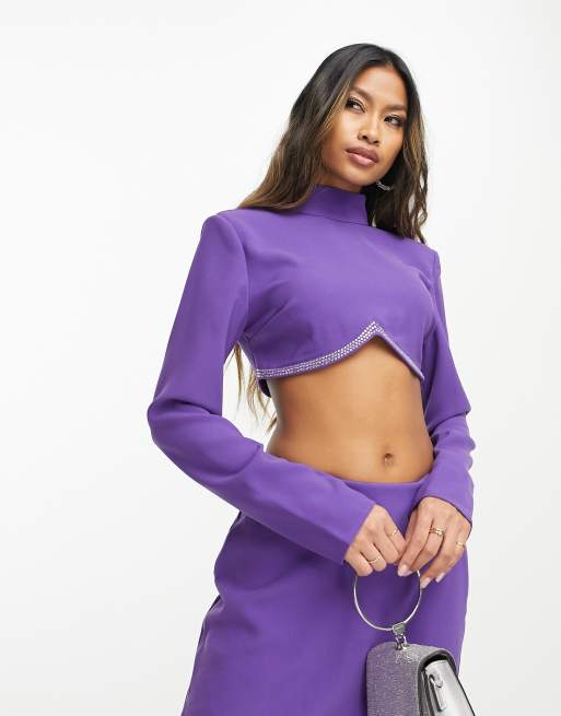NA-KD x Janka Pollani - Crop corto viola con spalline imbottite e orlo in strass in coordinato